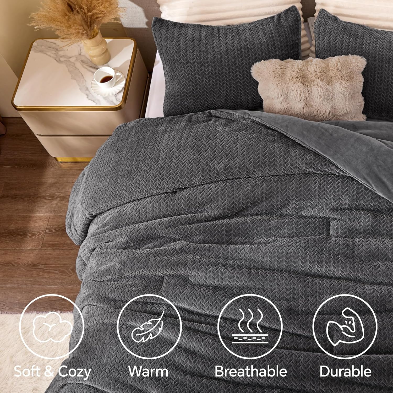 Fluffy Queen Comforter with Two pillow cases